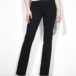 Classic 32 Bootcut Jeans Demi Curve “Levi”, Sz 14